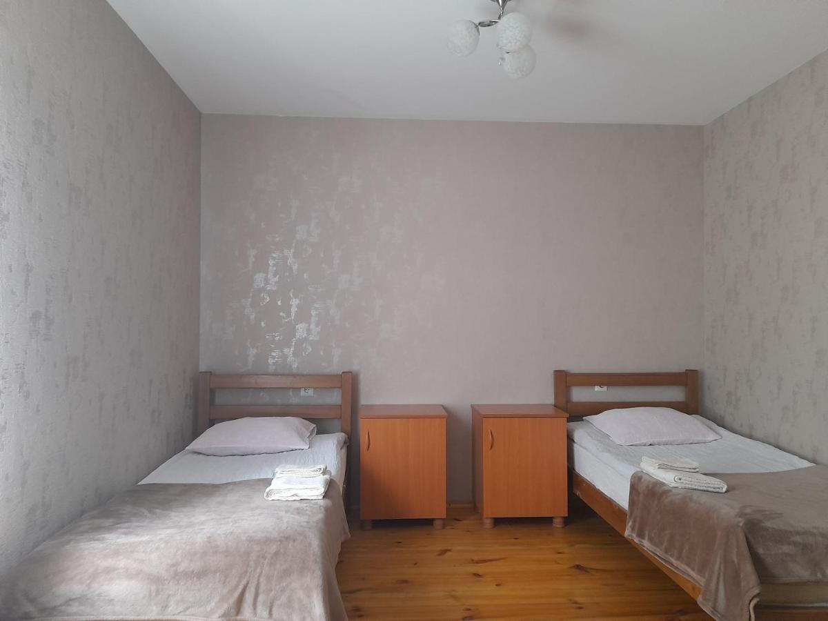Kera Guest House Stepantsminda Exterior photo